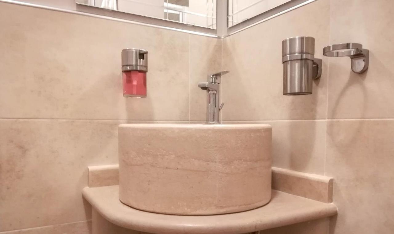 A.J. B&B Lesina Ngoại thất bức ảnh